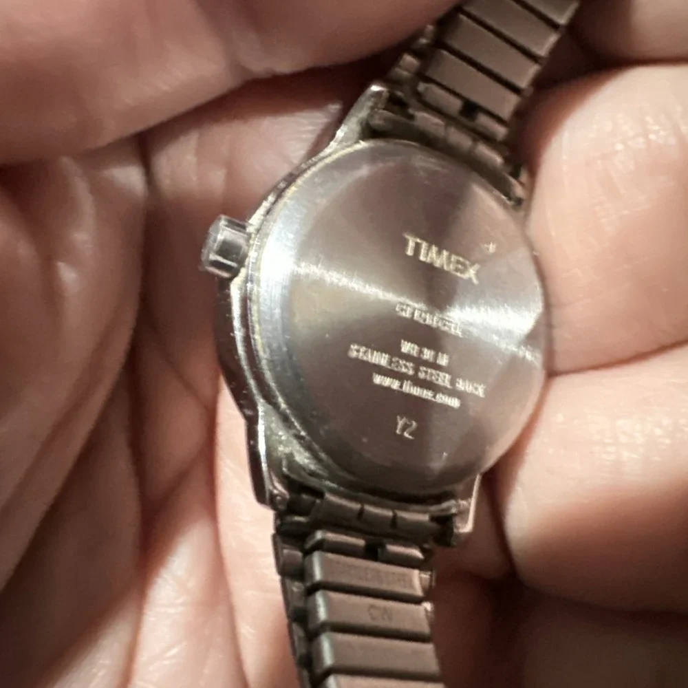 Working Women's Timex Silver Easy Reader Stainless Steel Watch 25mm‎ Fit 7in